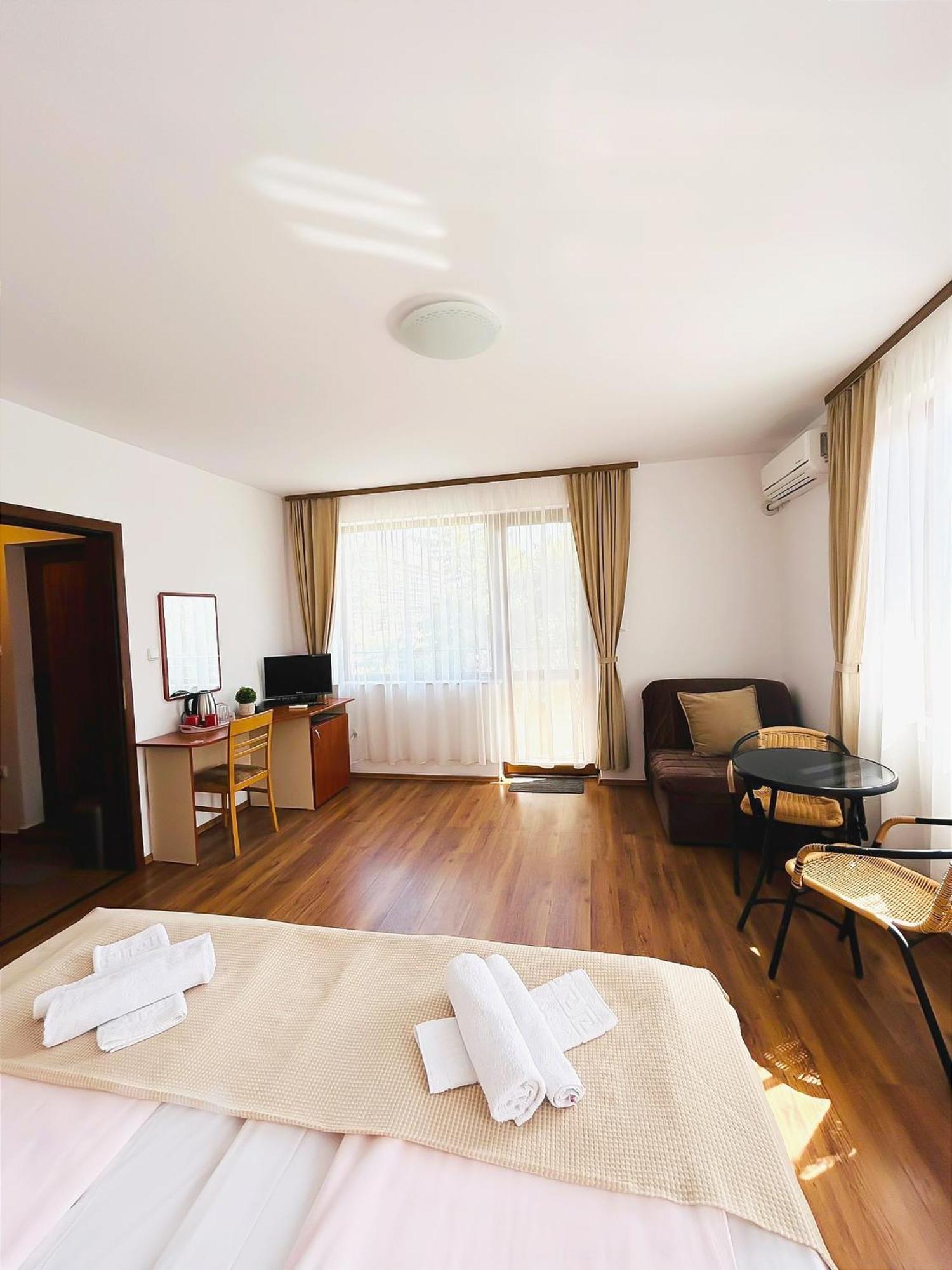 Family Hotel Helios Slantschew brjag Exterior foto